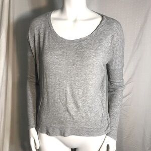 Forever 21 long sleeve gray shirt